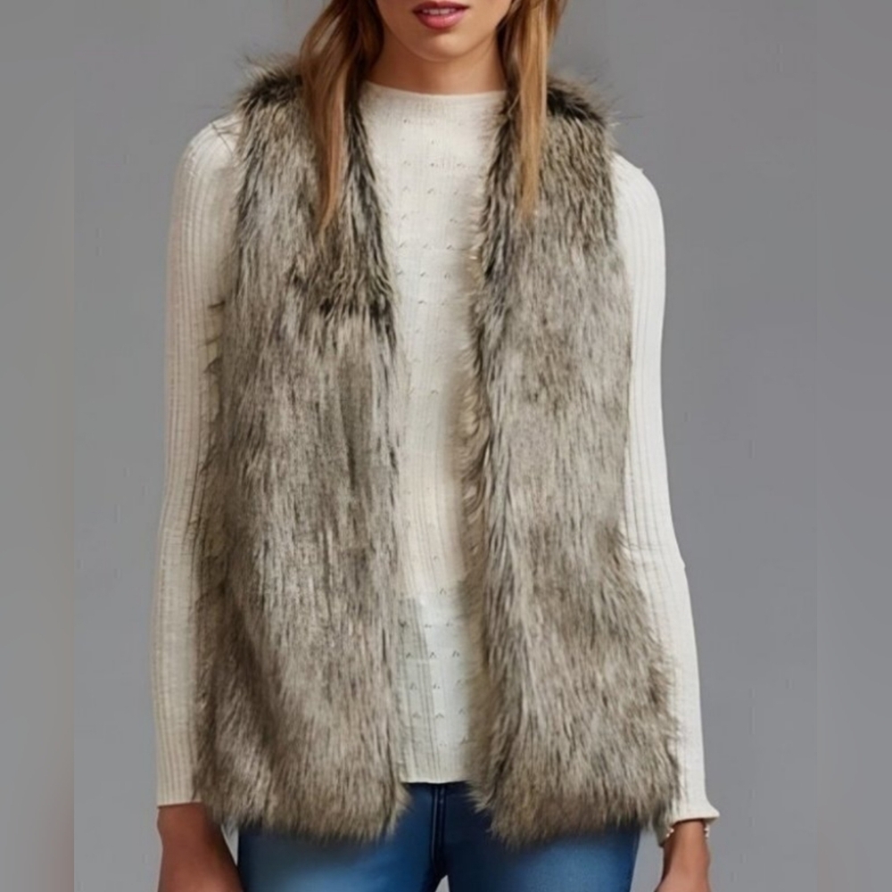 Vintage Dynamite Women's Faux Fur Sleeveless Mobwife Vest Sz M